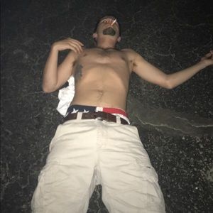 Meet your Posher, Derek